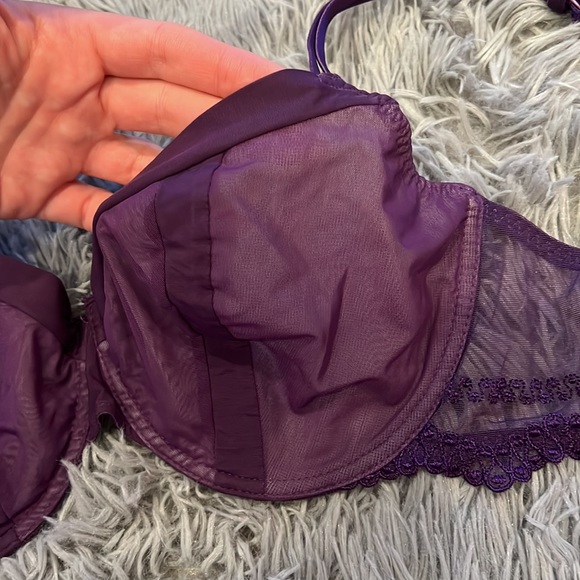 Implicite Bra - Picture 4 of 11